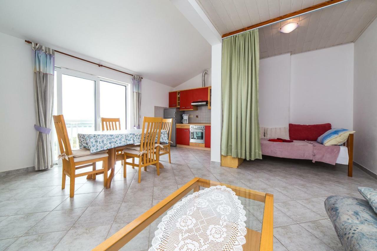 Apartments Rose Трогир Экстерьер фото