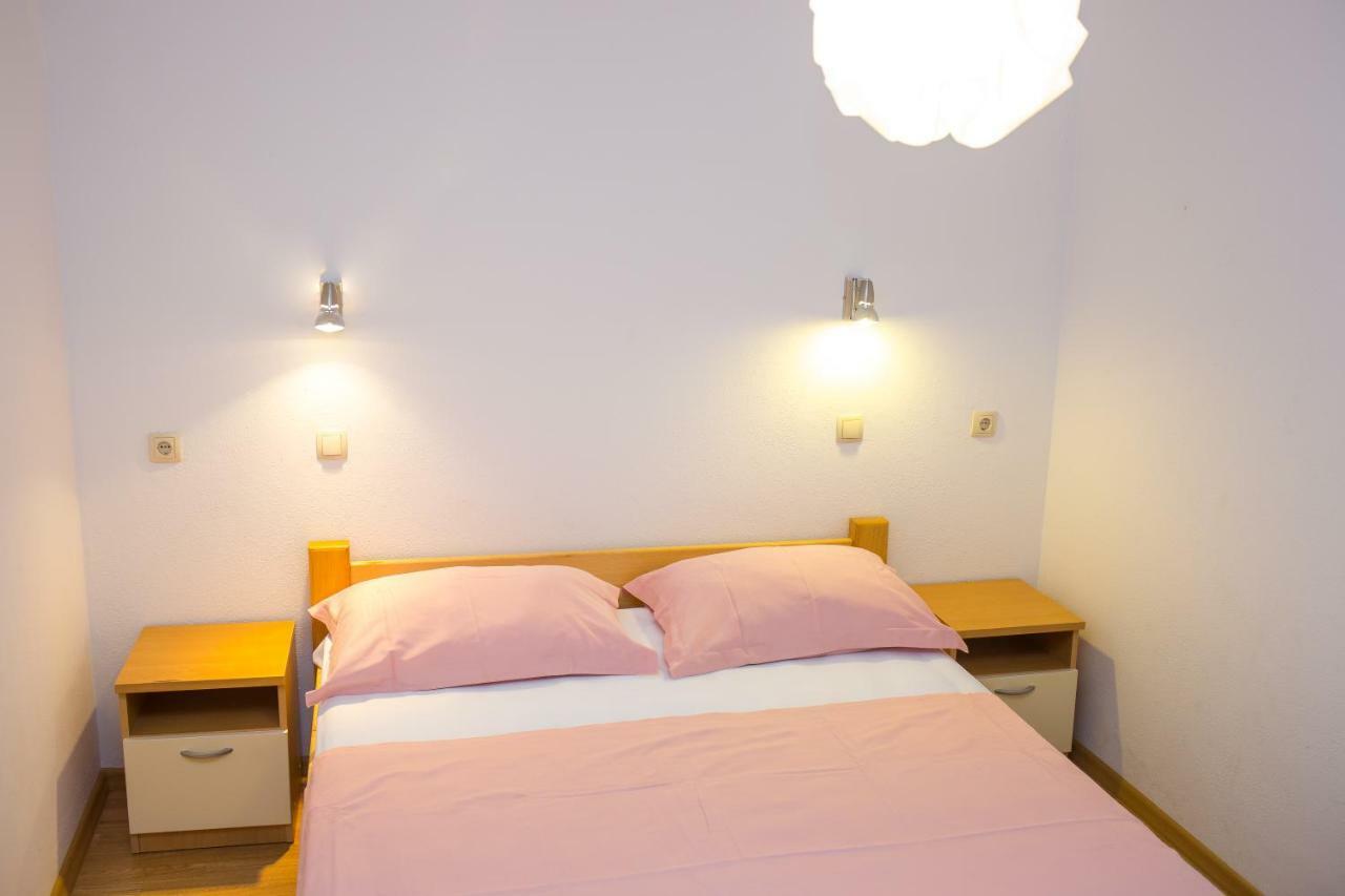 Apartments Rose Трогир Экстерьер фото